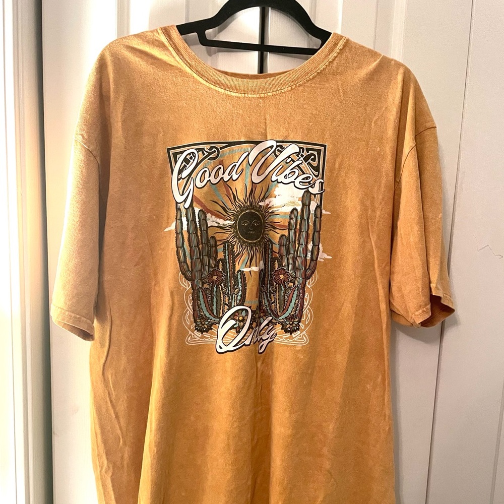 Vintage Style Graphic Tee